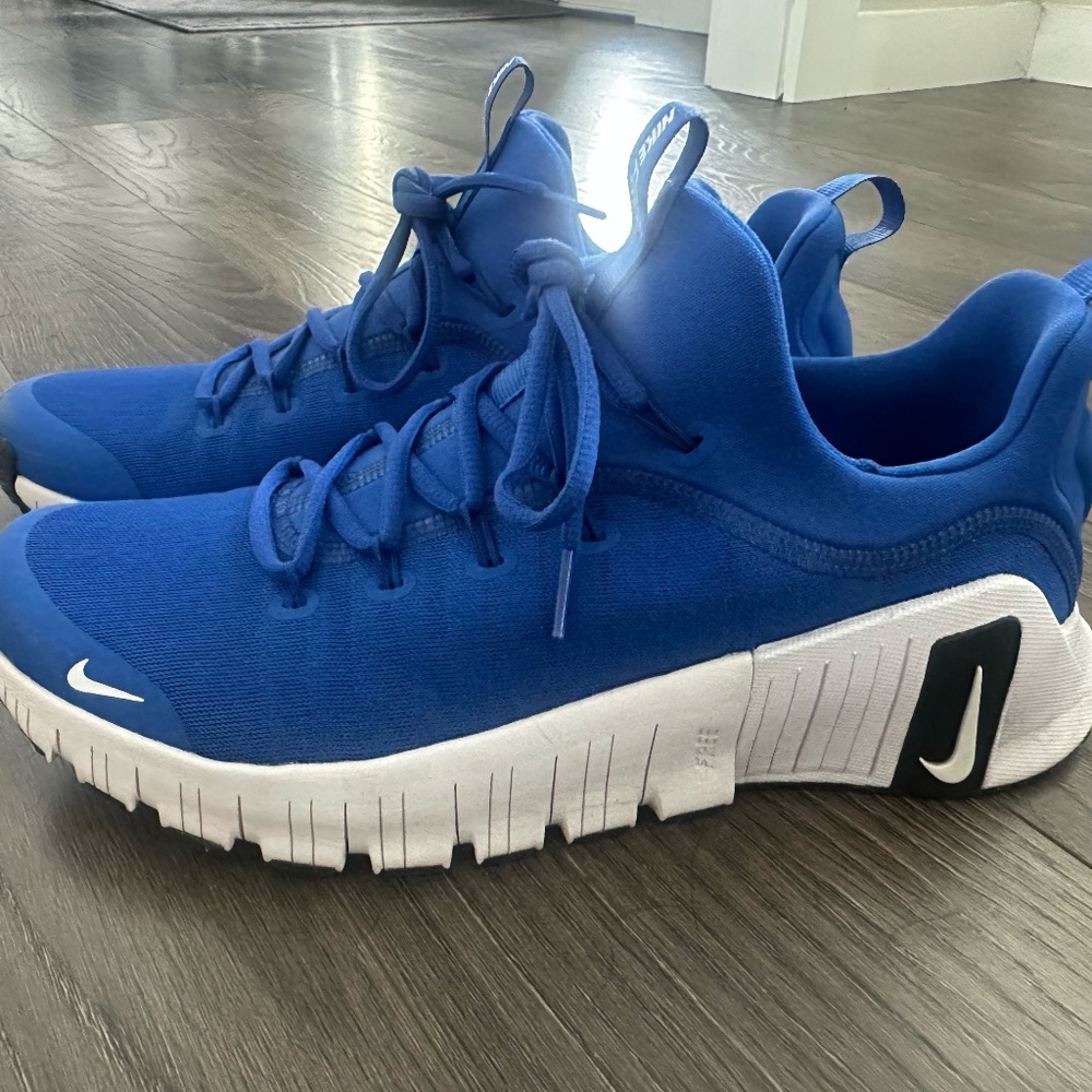 MENS NIKE FREE METCON 6 - SIZE 10.5 ROYAL BLUE